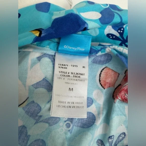 Disney Pixar Finding Dory Nursing Medical Scrub Top Women’s Medium - Picture 4 of 5